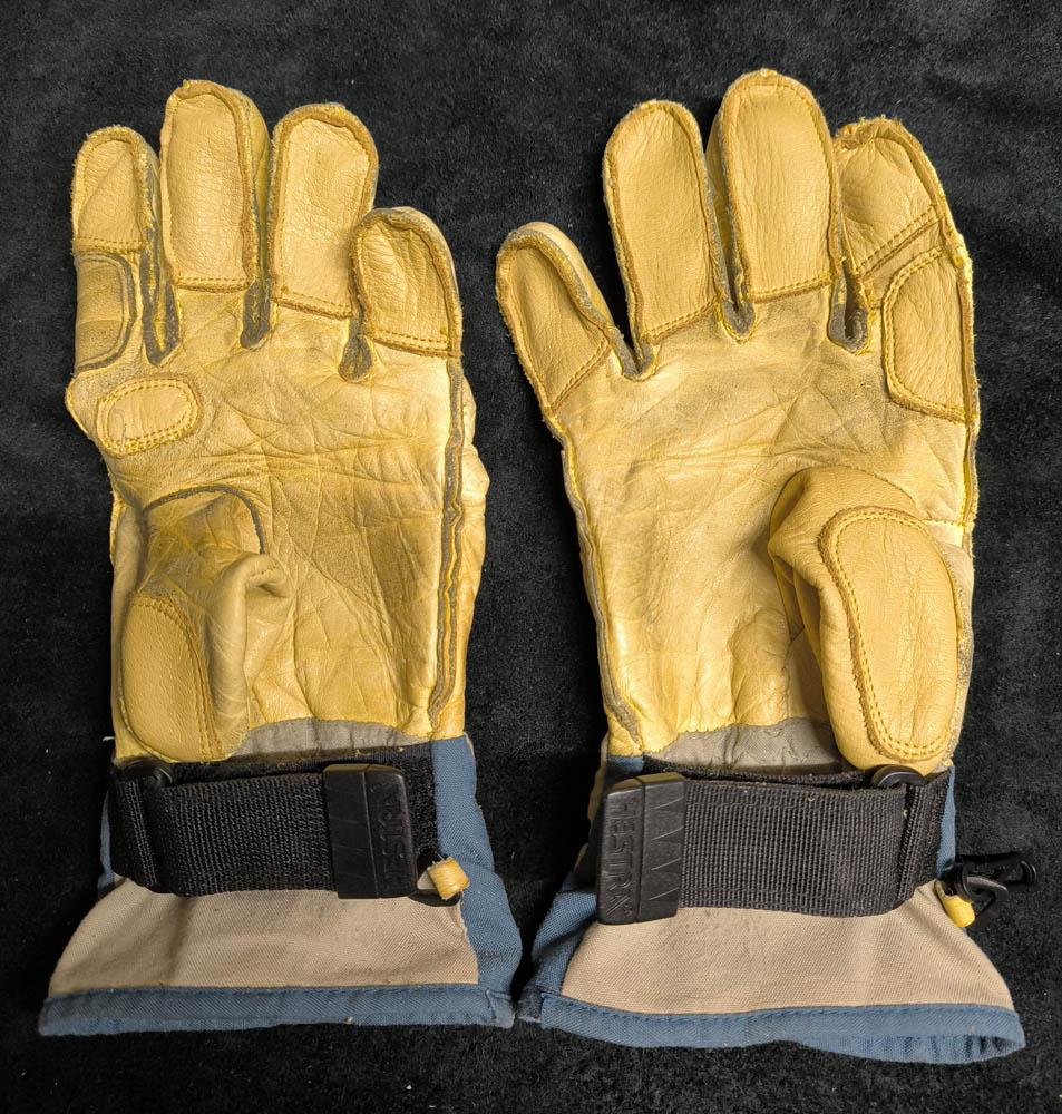 HESTRA へストラ ペッカリー レザーグローブ 7 意外と見られていますよ